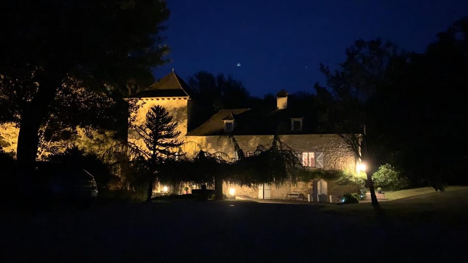 Facade/entrance, Night, Garden, View (from property/room), Garden view, Inner courtyard view, Parking