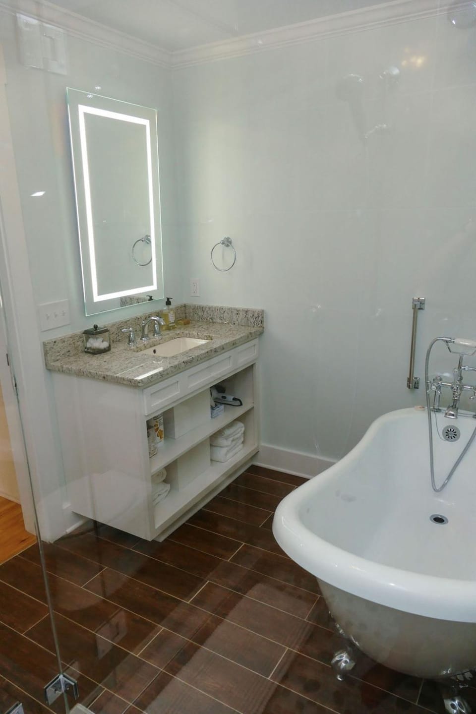 Bathroom, Bath