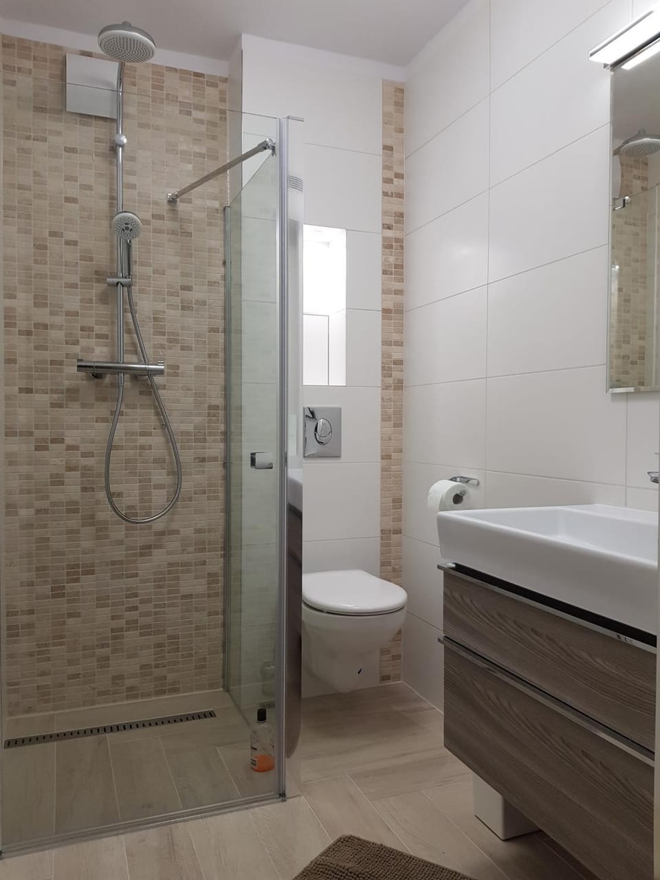 Shower, Toilet, Bathroom
