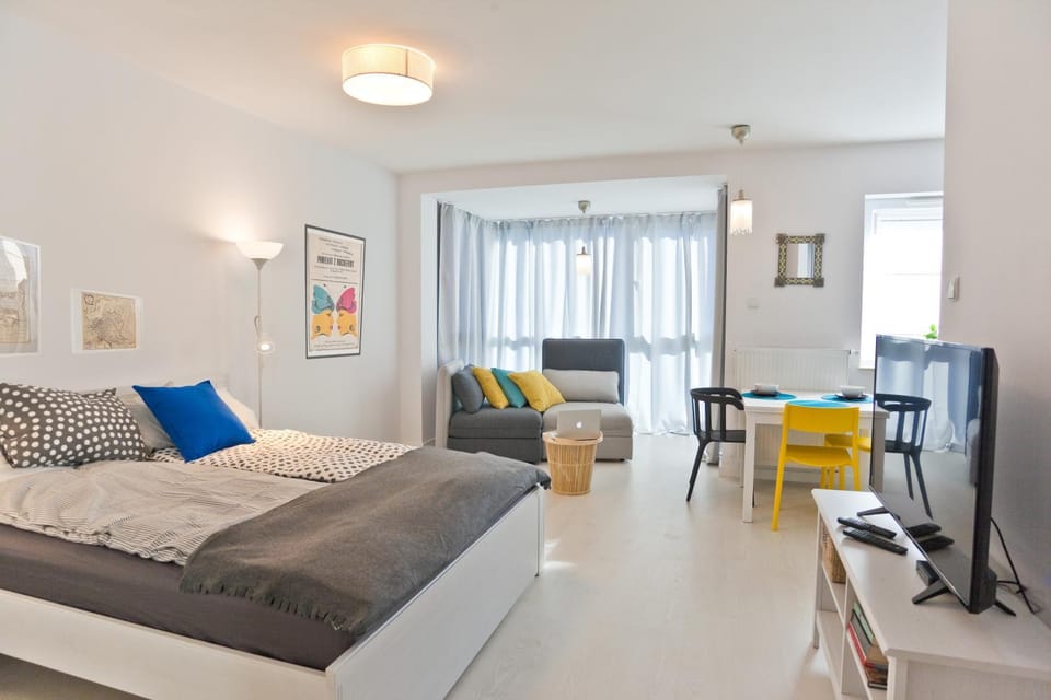 Seating area, Bedroom