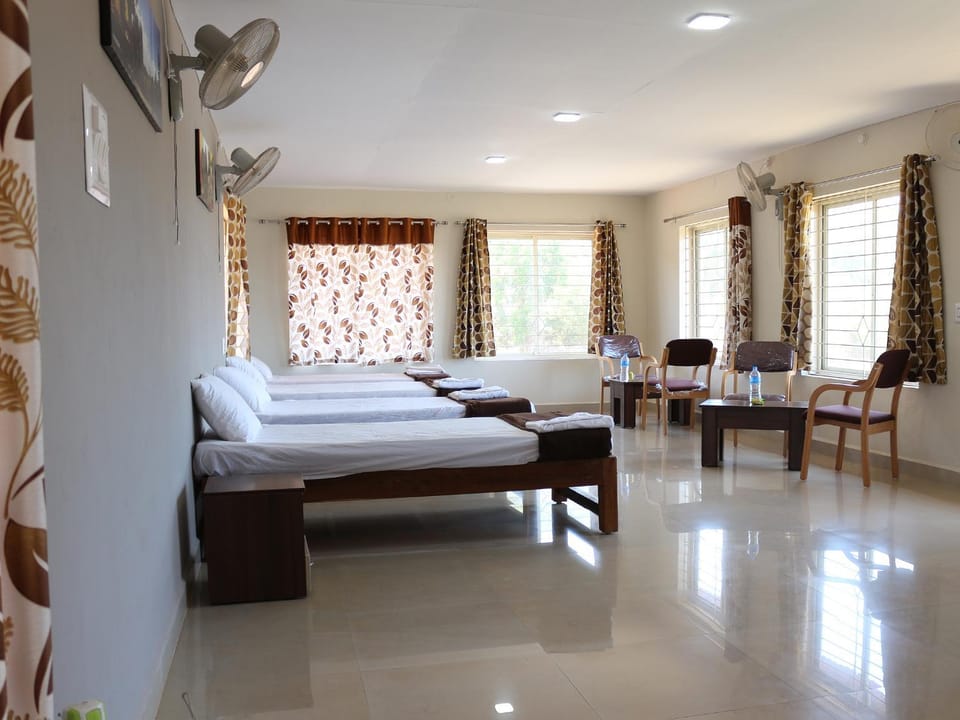 Seating area, Bedroom