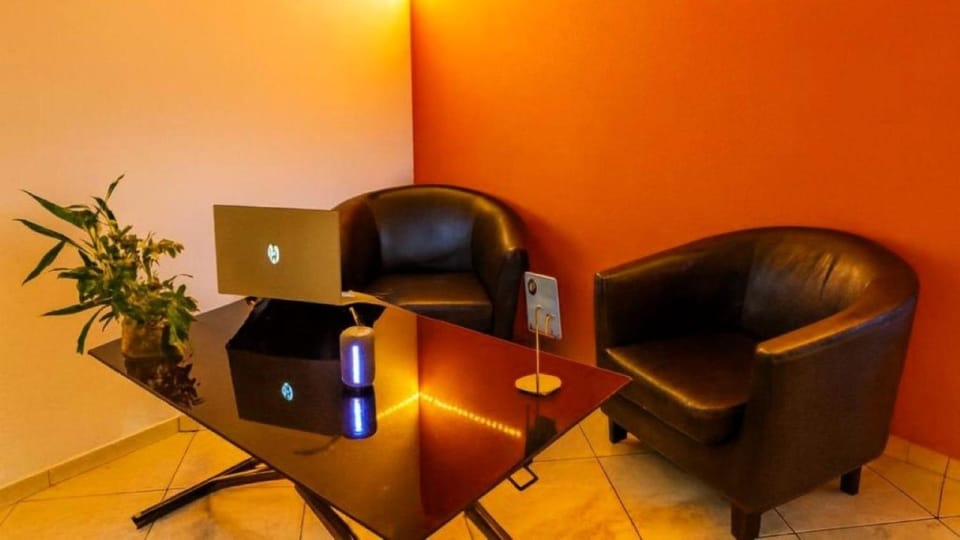 Living room, Business facilities, Seating area