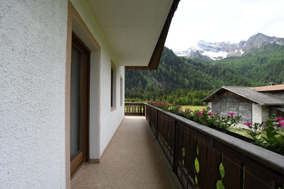 Day, Balcony/Terrace, Mountain view