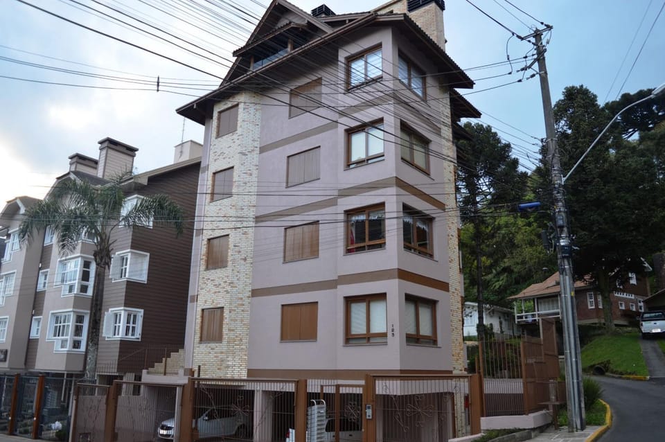 Rosa Edificio Di trevi Apartment in Gramado