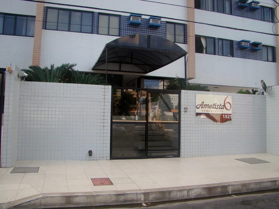 Facade/entrance, On site