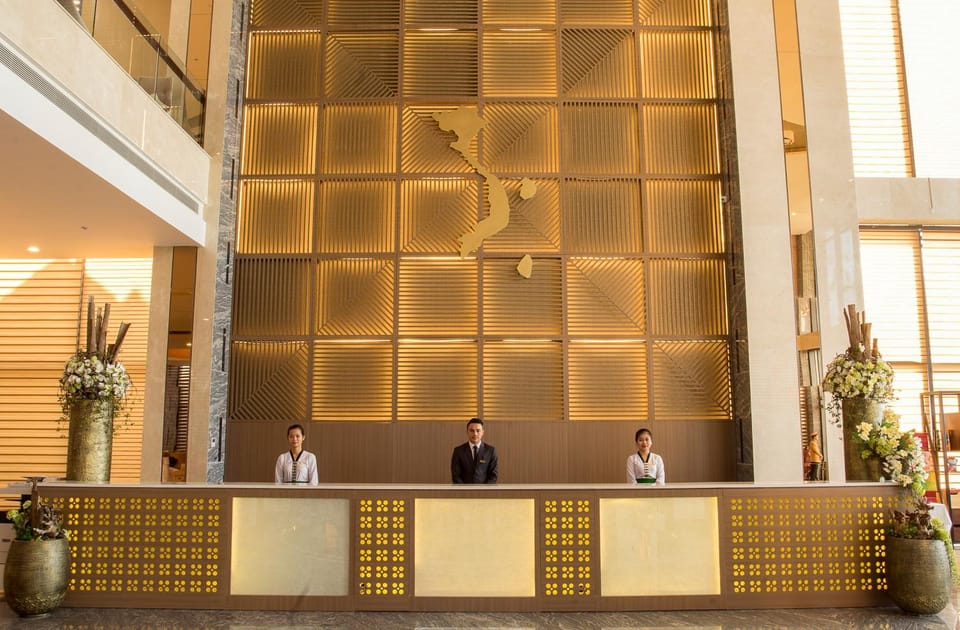 Staff, Facade/entrance, Property logo or sign, Lobby or reception