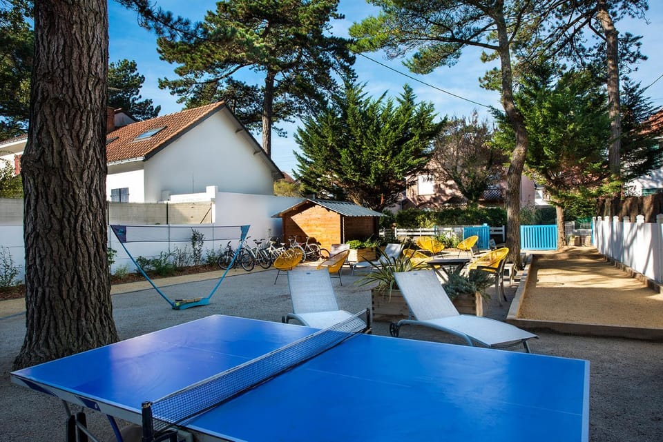 Table tennis