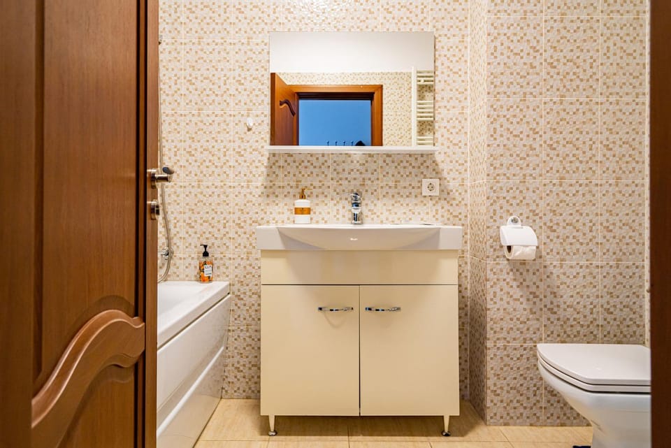 Toilet, Bathroom