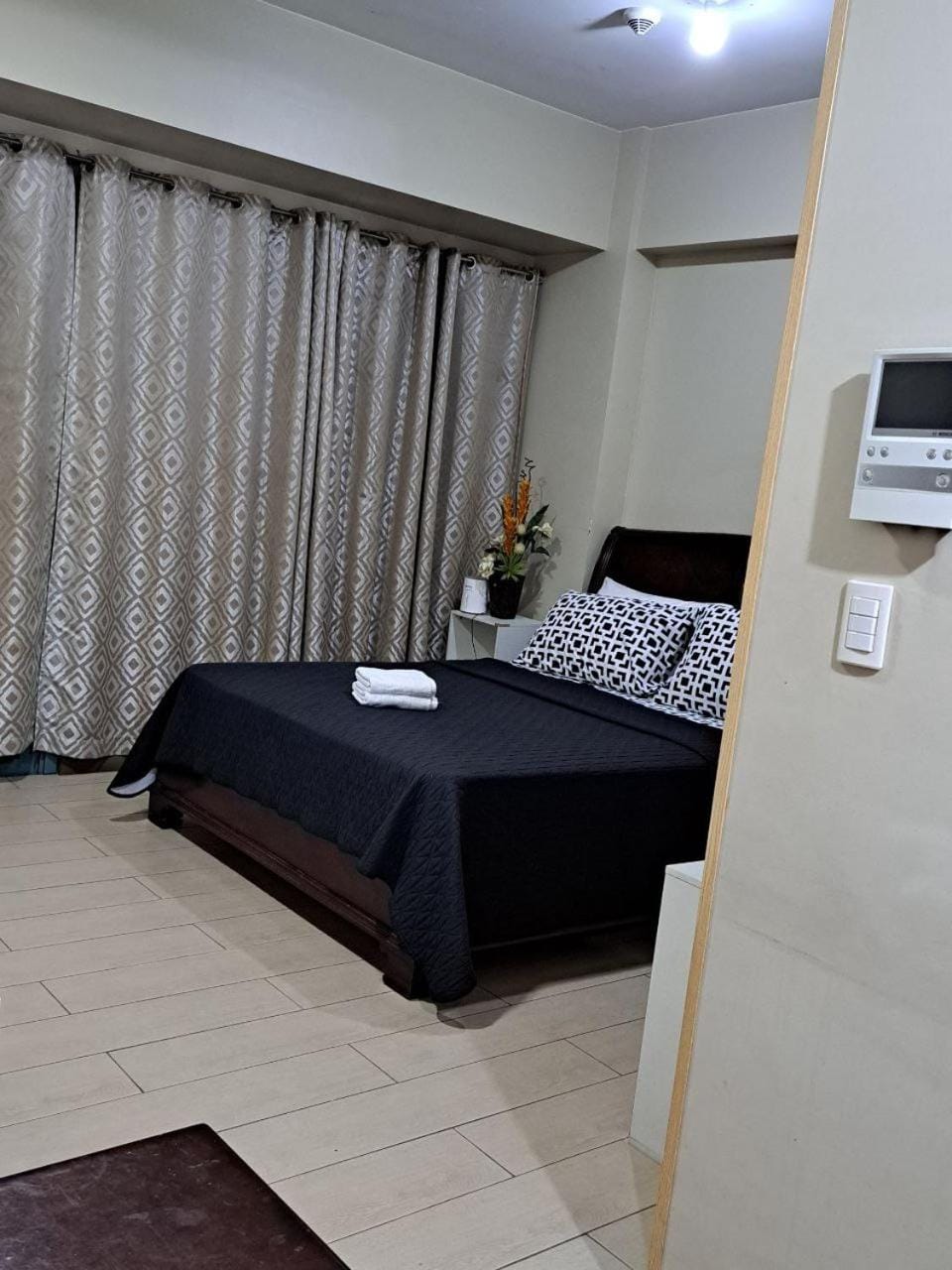 Palm Tree Villas by Ann Apartment in Pasay
