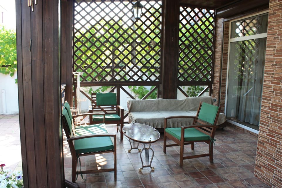 Balcony/Terrace, Balcony/Terrace