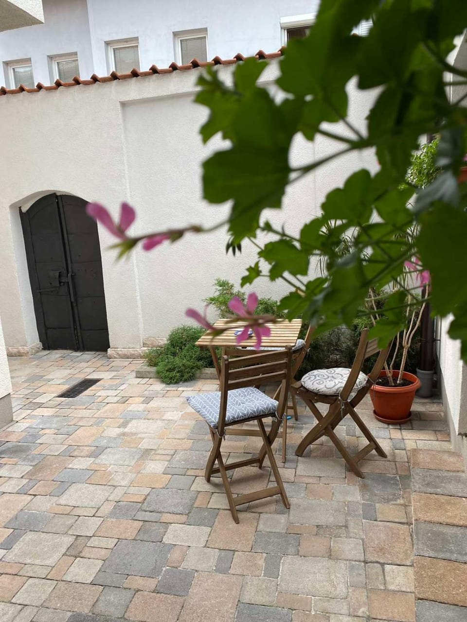 Patio, Seating area