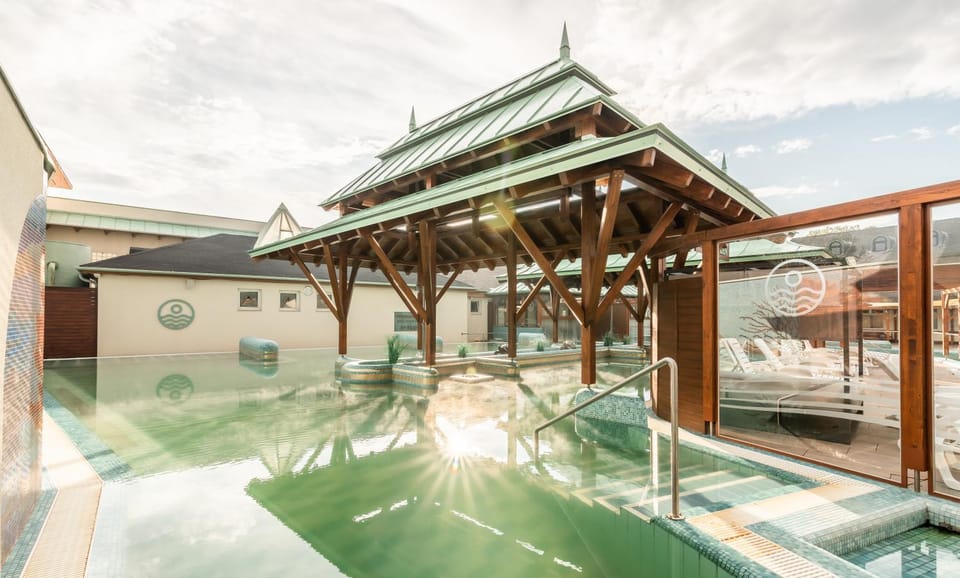Swimming pool, Public Bath