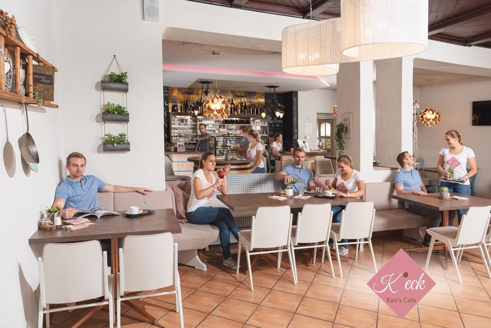 Restaurant/places to eat, Breakfast
