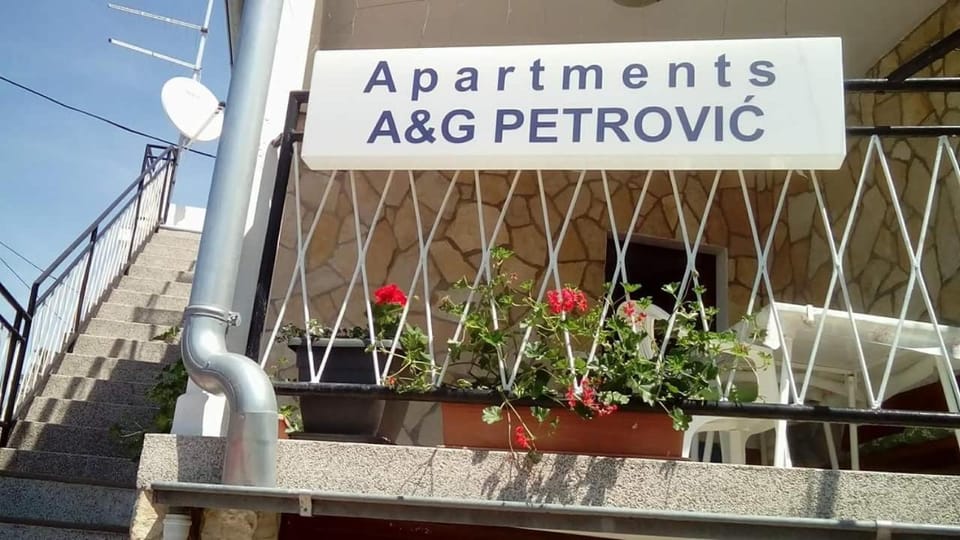 Apartments A & G Petrović Apartment in Tisno
