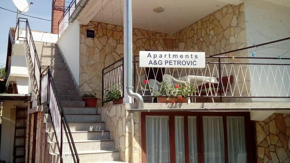 Apartments A & G Petrović Apartment in Tisno