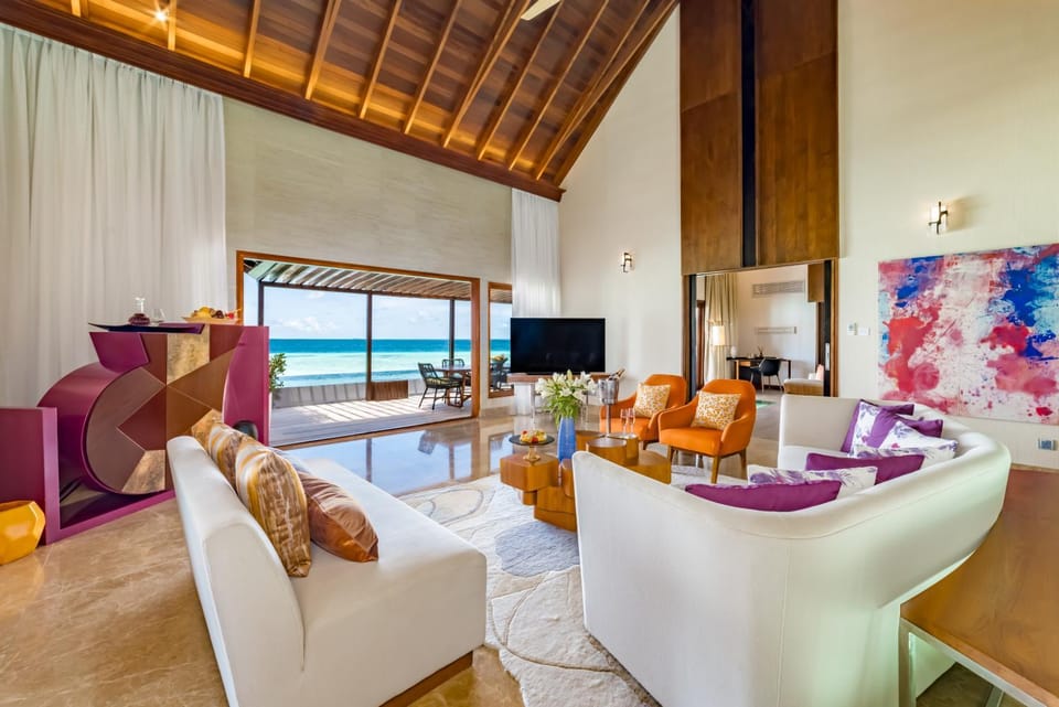Living room, Seating area, Evening entertainment