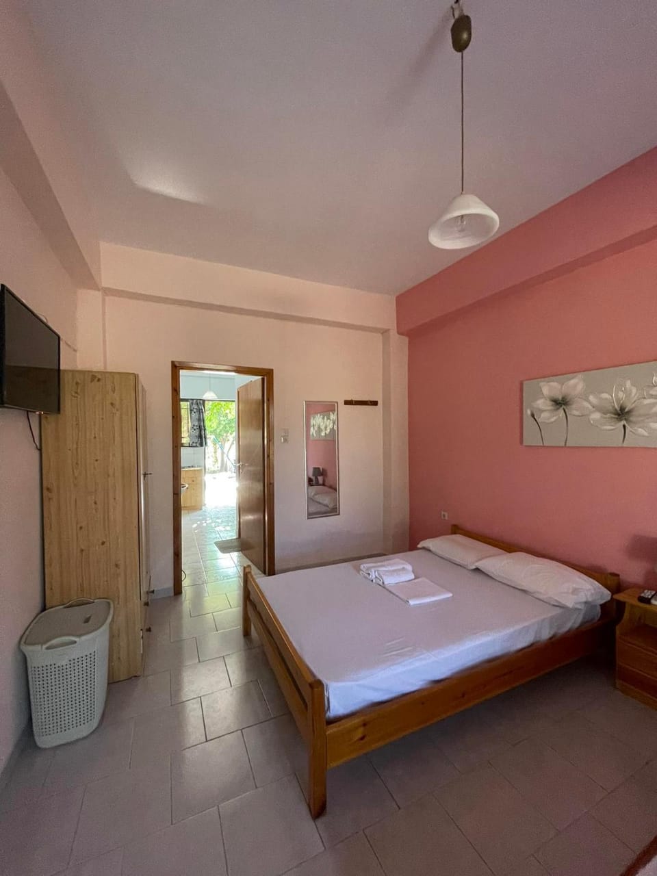 Yfantis Sakis Apartment's Bed and Breakfast in Peloponnese, Western Greece and the Ionian