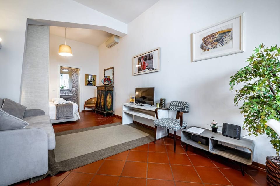 Communal lounge/ TV room, Living room