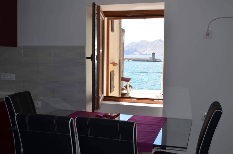 Dining area, Sea view