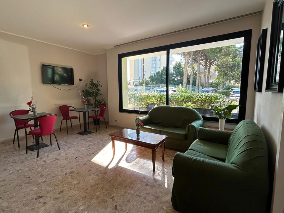 Lounge or bar