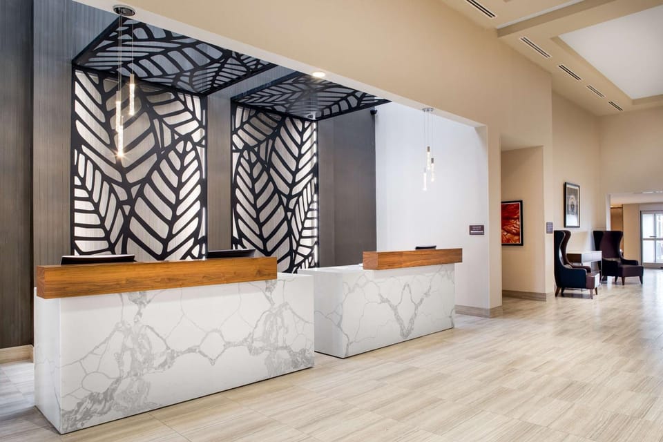 Lobby or reception, Lobby or reception