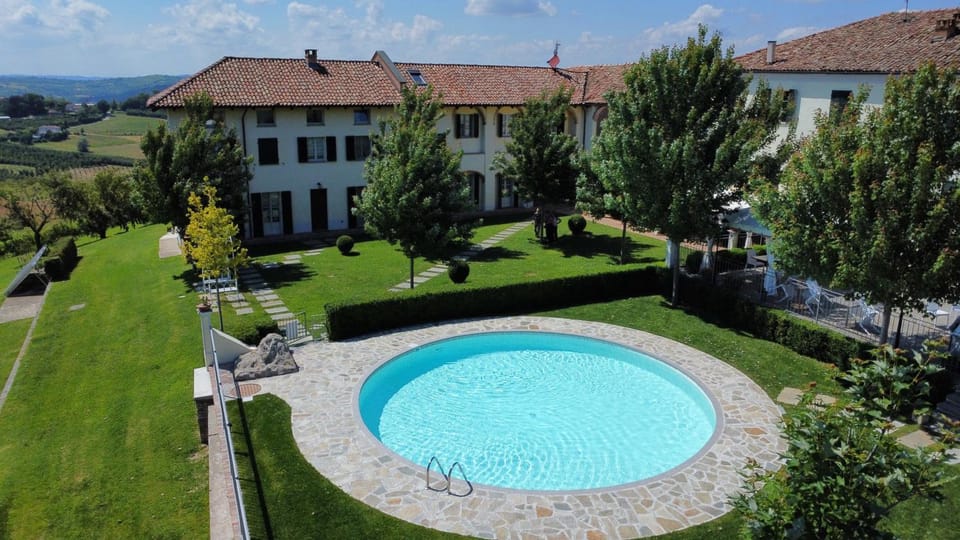 Garden view, Pool view