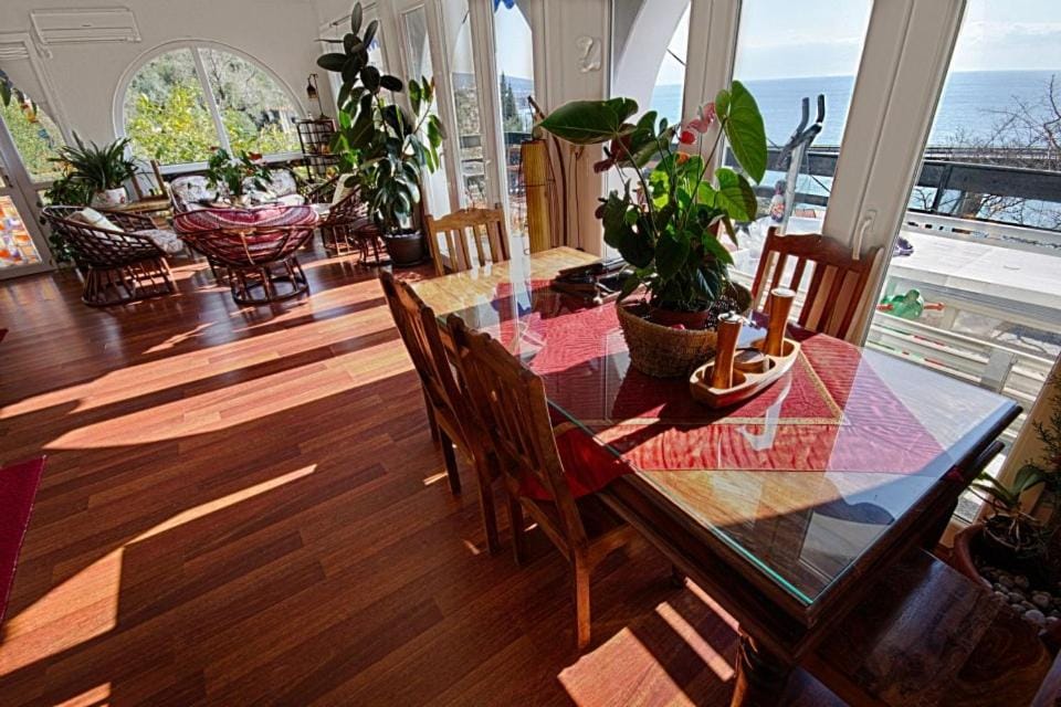 Living room, Seating area, Dining area, Sea view
