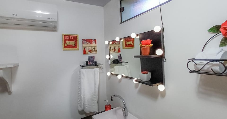 Bathroom, Bath, air conditioner