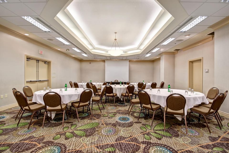 Meeting/conference room