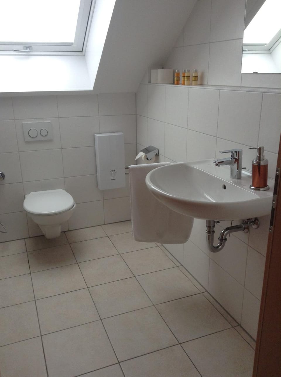 Toilet, Bathroom, bidet