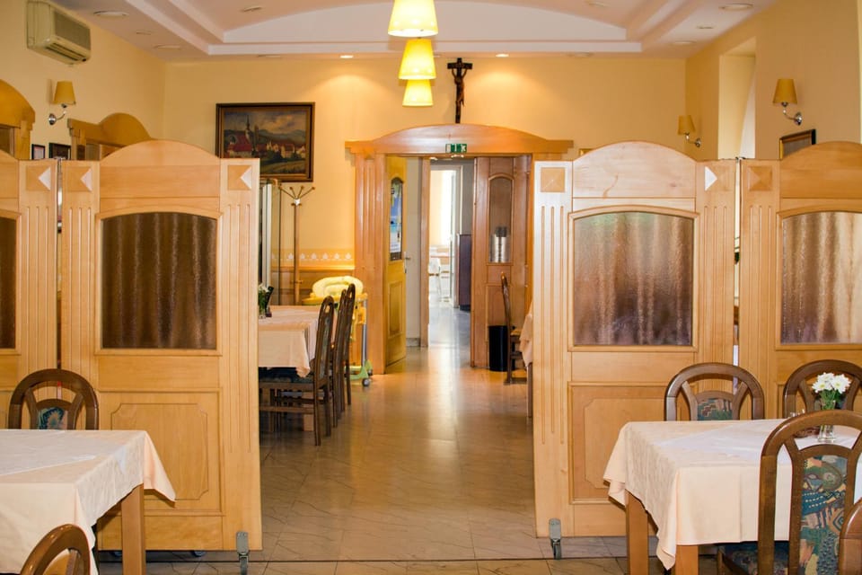 Restaurant/places to eat, Breakfast
