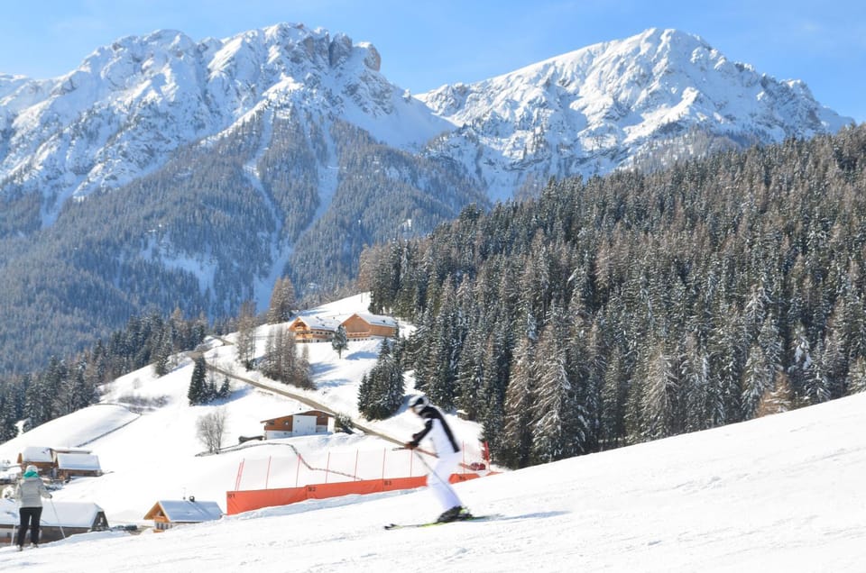 Bird's eye view, Skiing, Mountain view