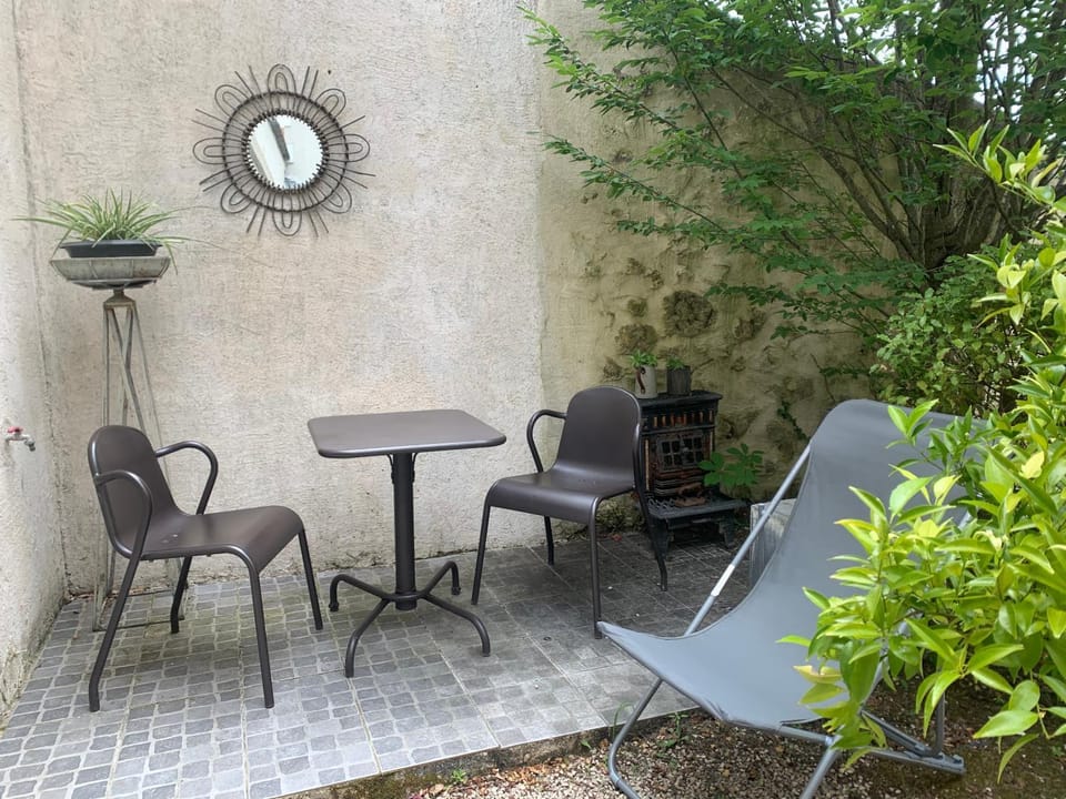 Les Troglos de la Tufolière Bed and Breakfast in Centre-Val de Loire