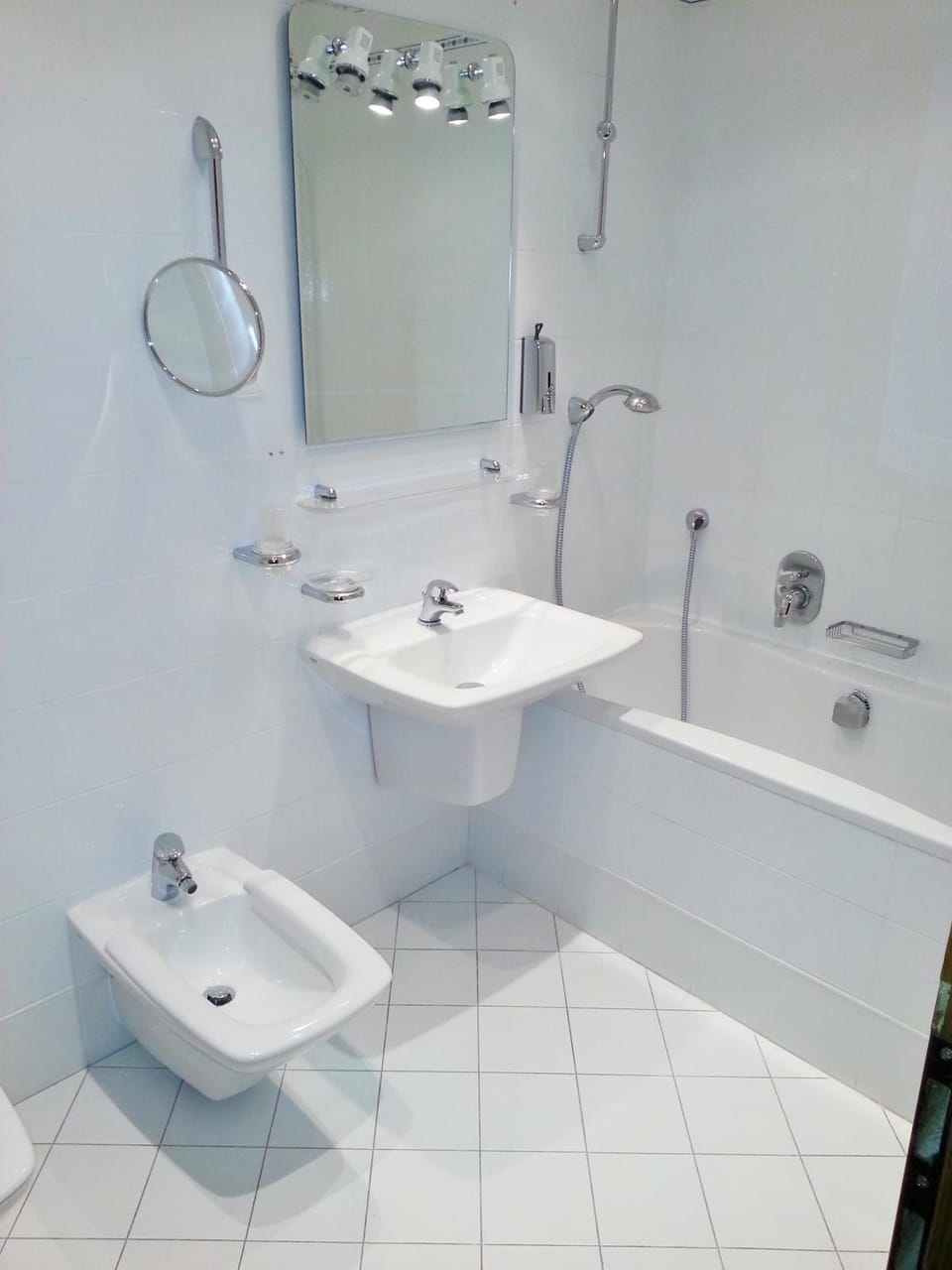 Shower, Toilet, Bathroom, Photo of the whole room