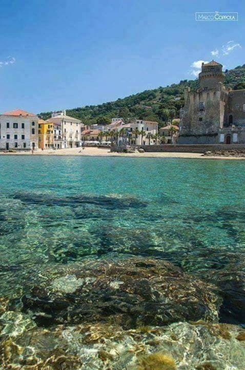 B&B Sweetsea Bed and Breakfast in Campania