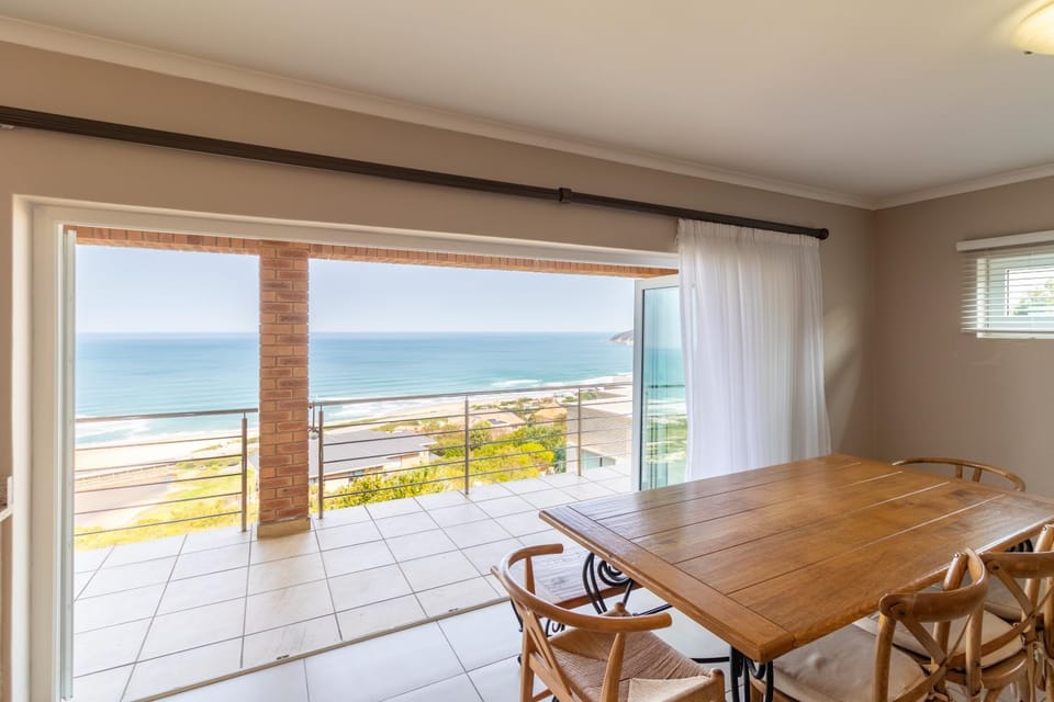 View (from property/room), Balcony/Terrace, Dining area, Sea view