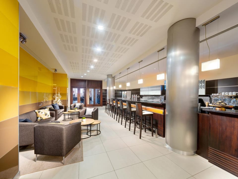 Lobby or reception, Lounge or bar
