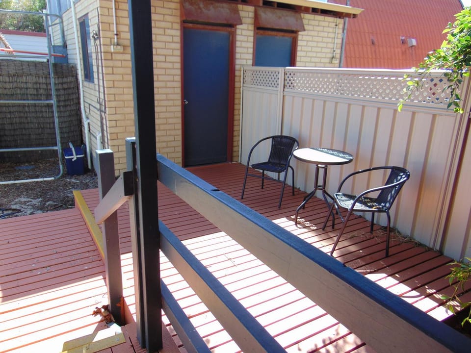 Bathroom, Balcony/Terrace