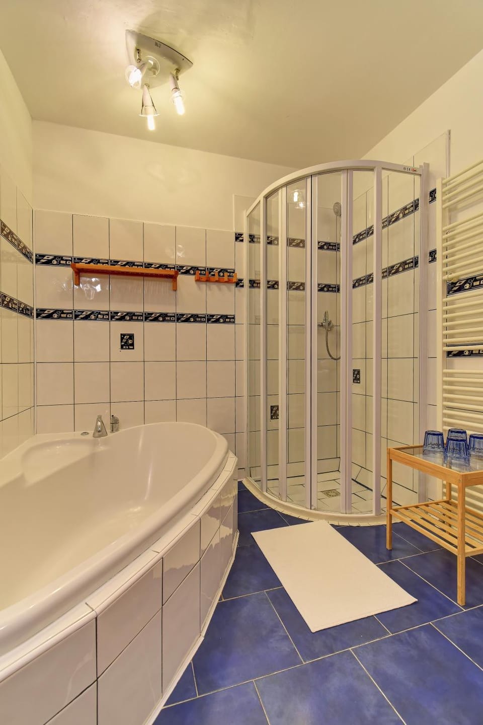 Bathroom, Bath
