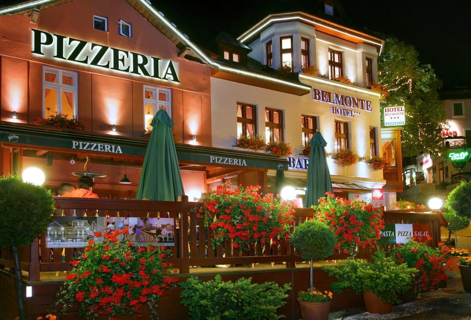 Facade/entrance, Night