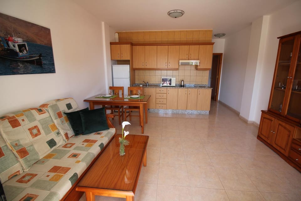 Kitchen or kitchenette, Living room, Dining area