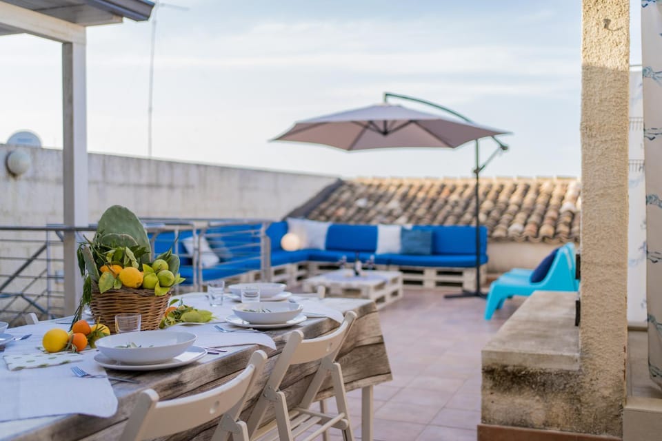 Shower, Balcony/Terrace, Dining area
