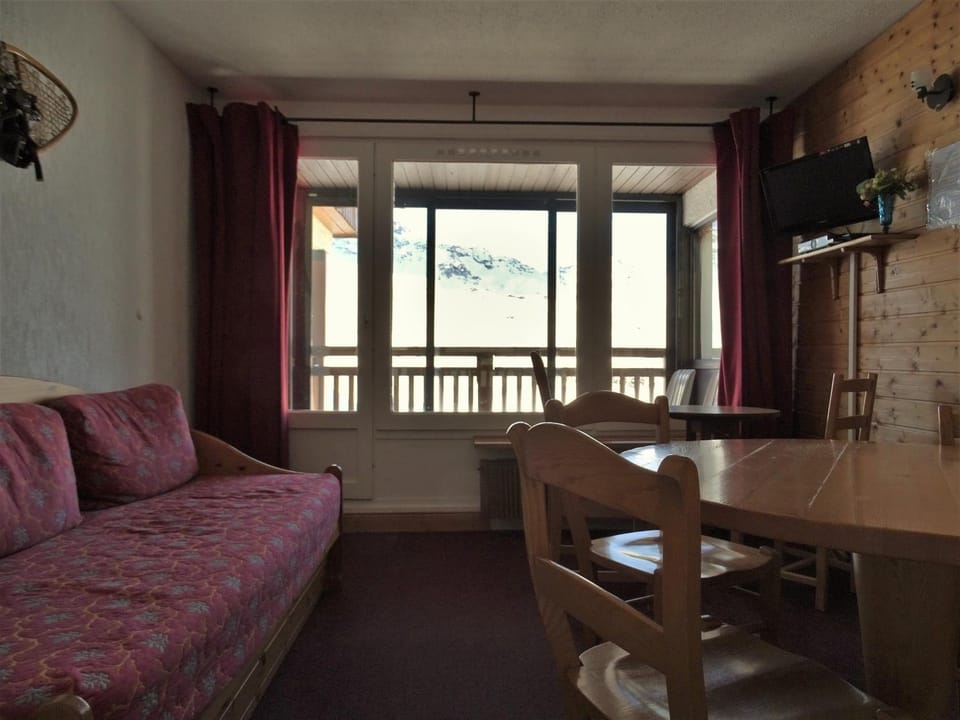 Communal lounge/ TV room, TV and multimedia, Balcony/Terrace, Living room, Mountain view