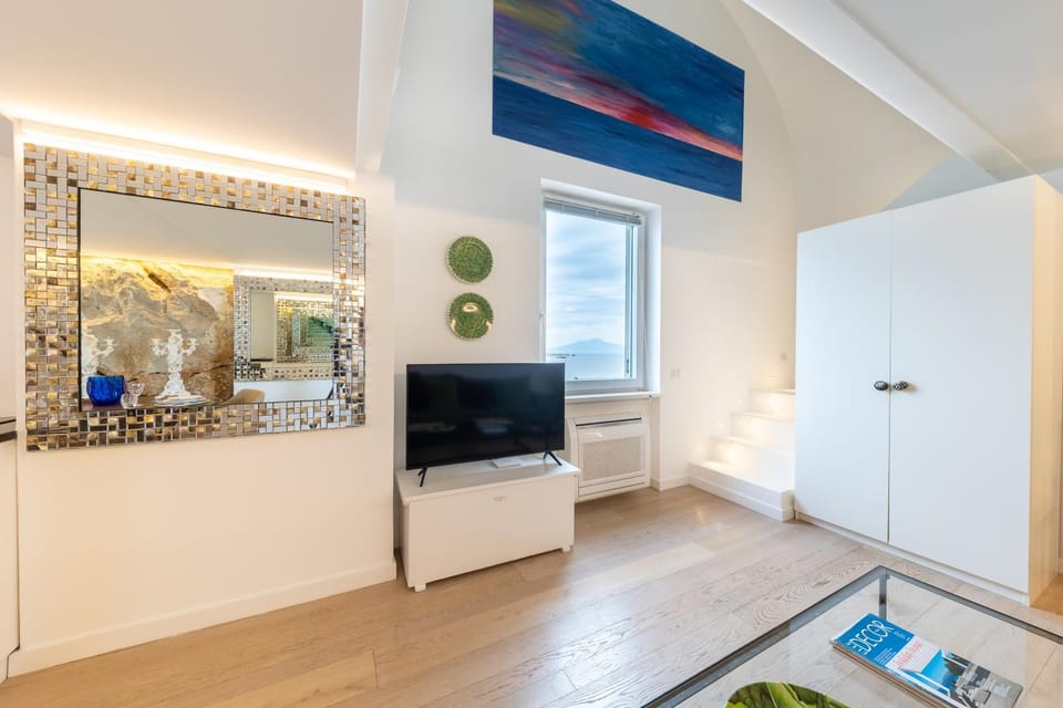 TV and multimedia, Evening entertainment