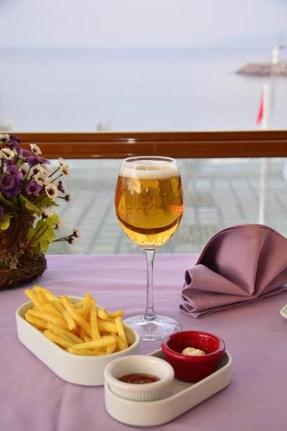 Food, Alcoholic drinks