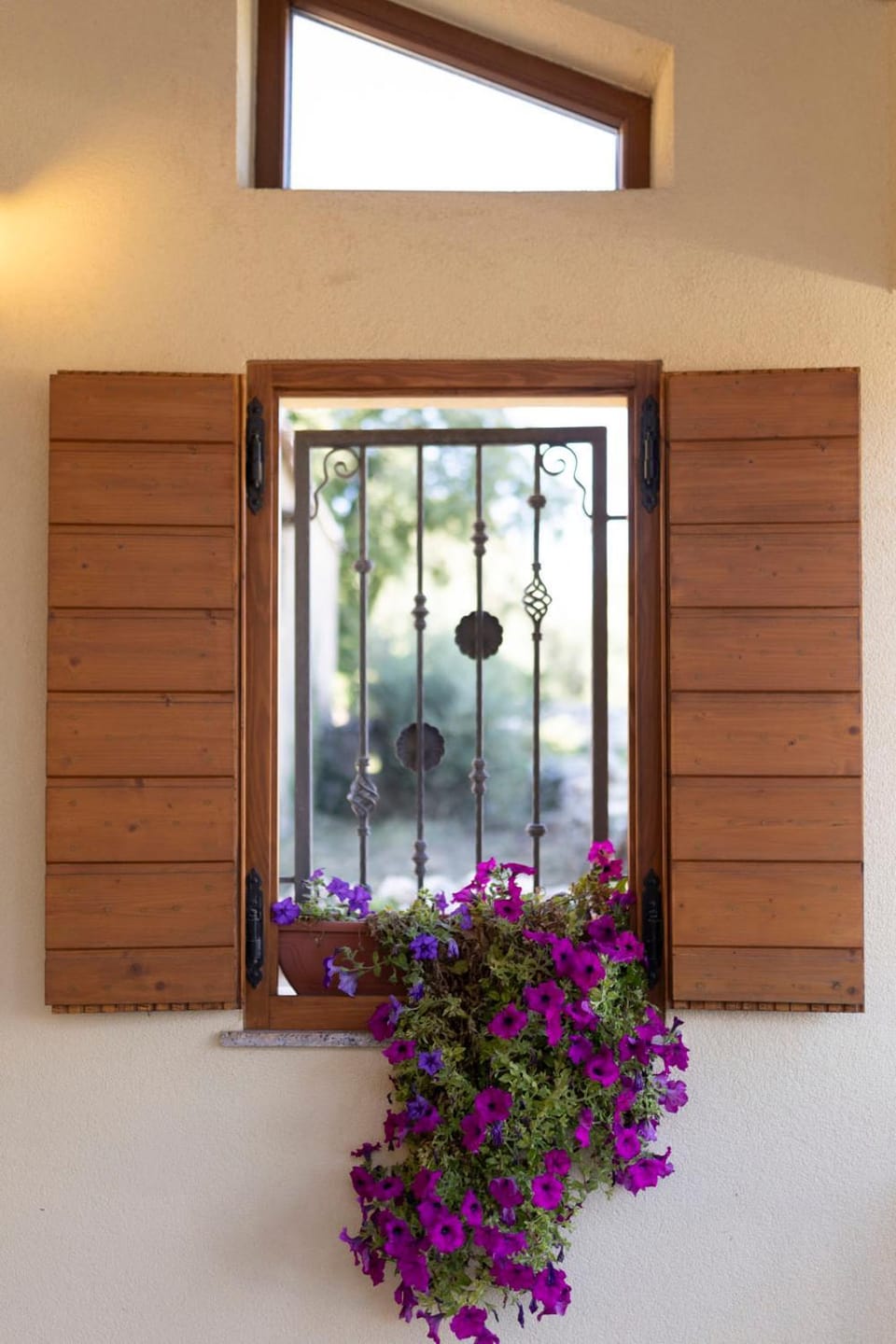 Day, Balcony/Terrace, Decorative detail