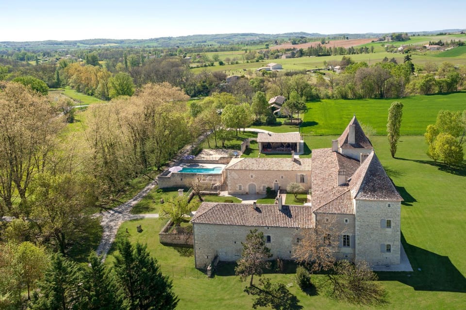Chateau Secretary House in Occitanie