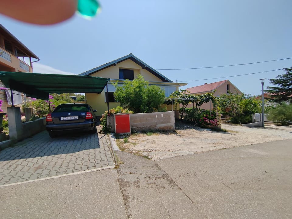 Property building, Parking