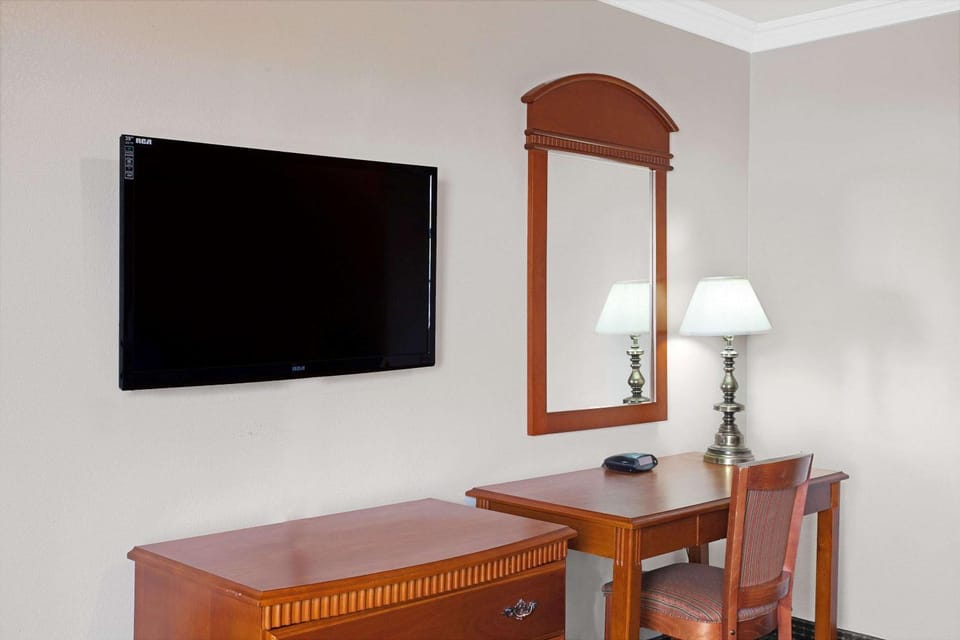 Photo of the whole room, On site