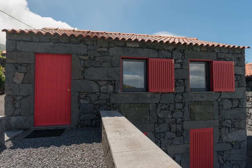 Facade/entrance, Spring, Off site, Day